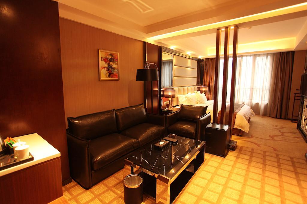 Chengdu Liwan International Hotel Room photo