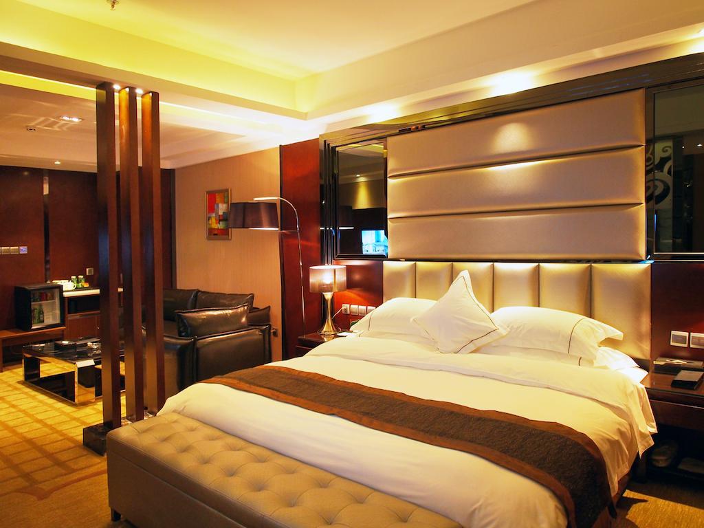 Chengdu Liwan International Hotel Room photo