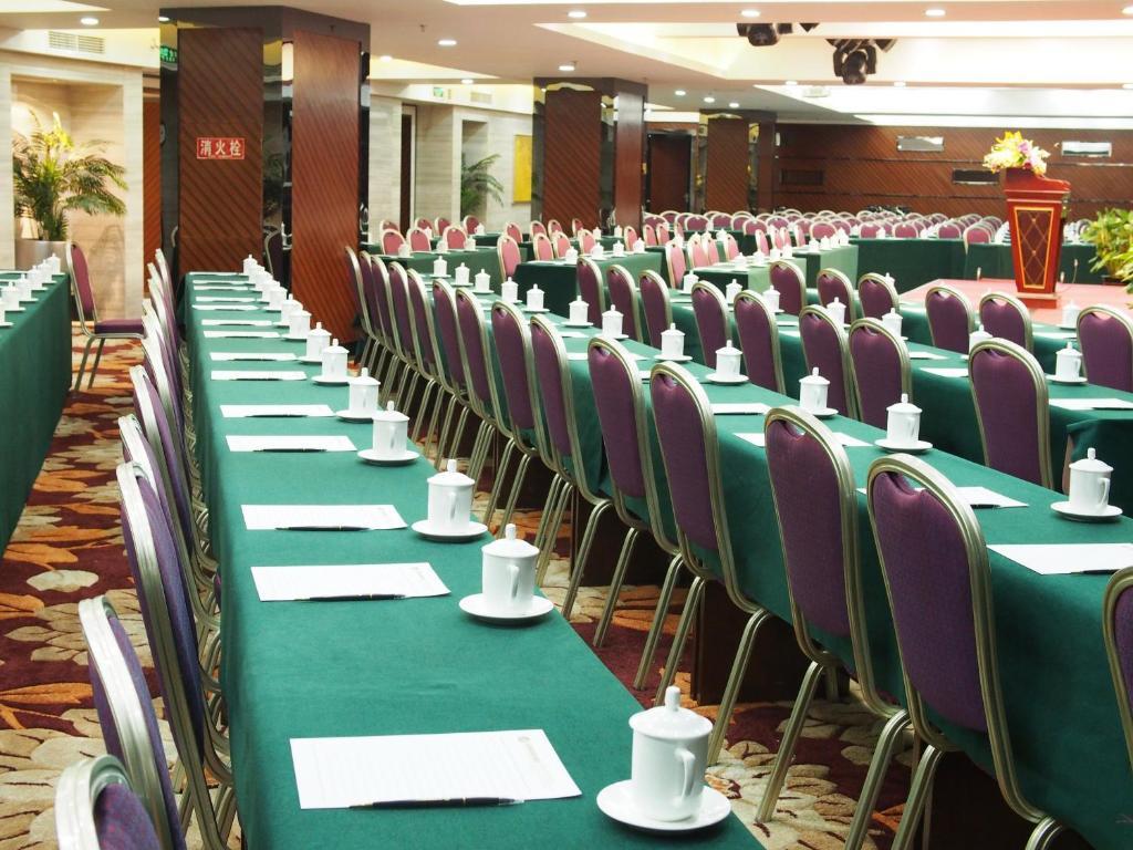 Chengdu Liwan International Hotel Exterior photo